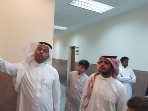 Students of Al-Tomouh Preparatory School at Jamoum Pay a Visit to Jamoum Computer Science Department